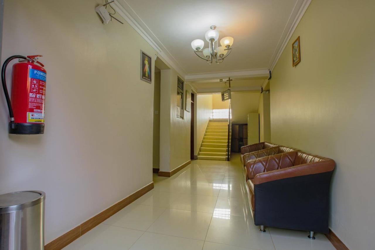 Santa Maria Hotel Entebbe Esterno foto
