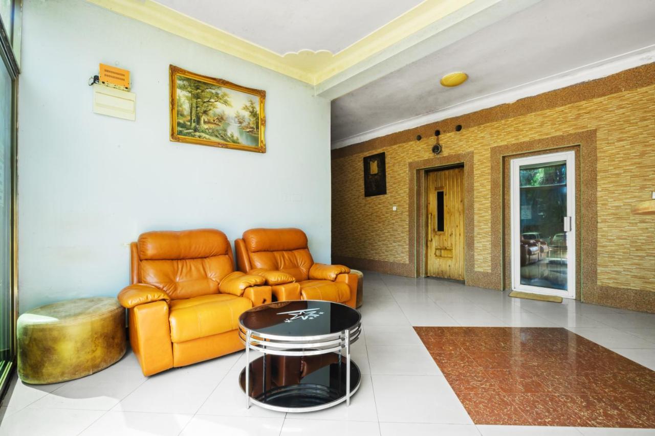 Santa Maria Hotel Entebbe Esterno foto