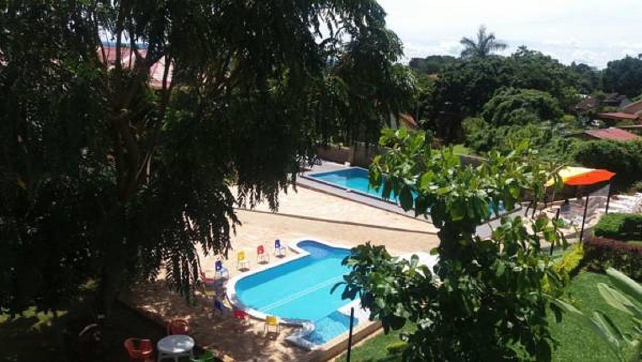 Santa Maria Hotel Entebbe Esterno foto